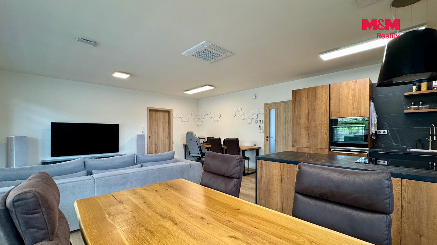 Prodej domu 96 m² s pozemkem 774 m² – fotografie 3