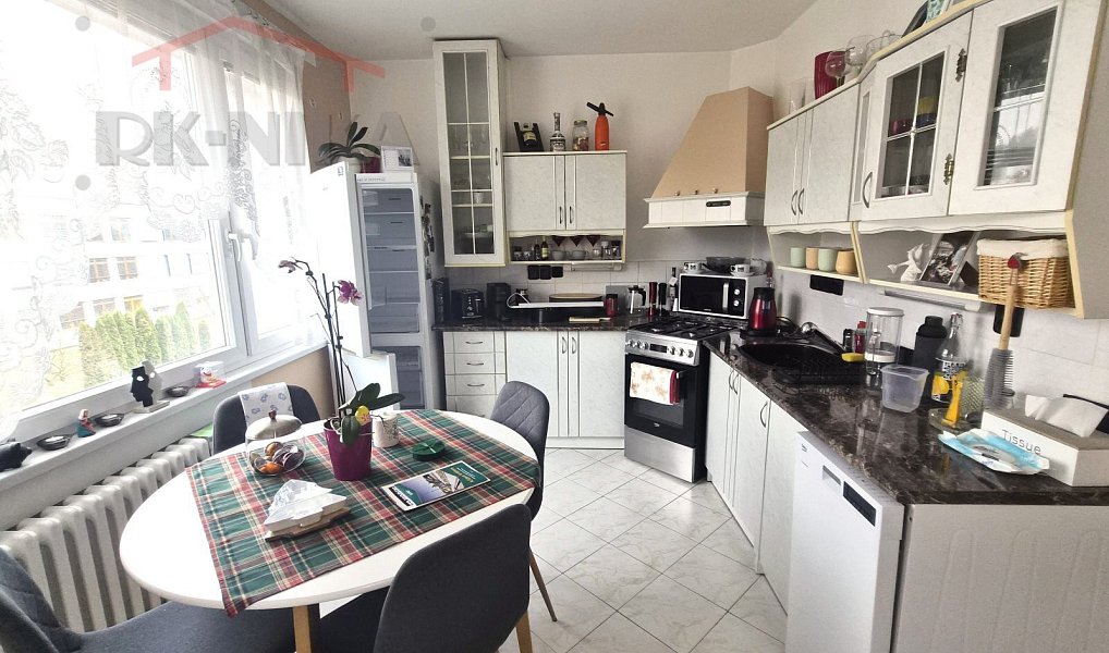 Prodej bytu 3+1 71 m², Semily – fotka 1 z 16