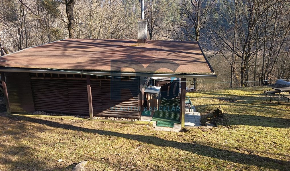 Prodej chaty/chalupy 15 m² s pozemkem 15 m², Albrechtice nad Vltavou – fotka 1 z 14