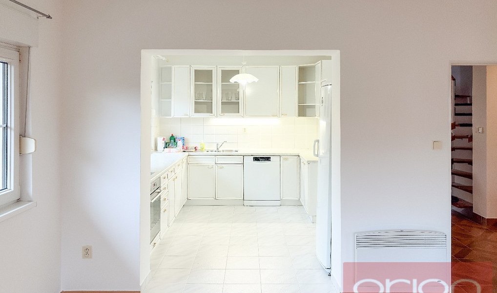 Pronájem domu 365 m² s pozemkem 539 m², Praha – náhled fotky 5