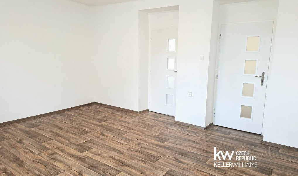 Pronájem bytu 2+1 67 m², Bílina – náhled fotky 12