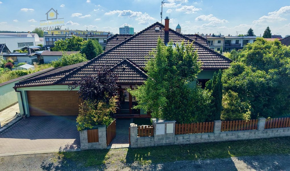 Prodej domu 220 m² s pozemkem 842 m², Bělá pod Bezdězem – náhled fotky 8