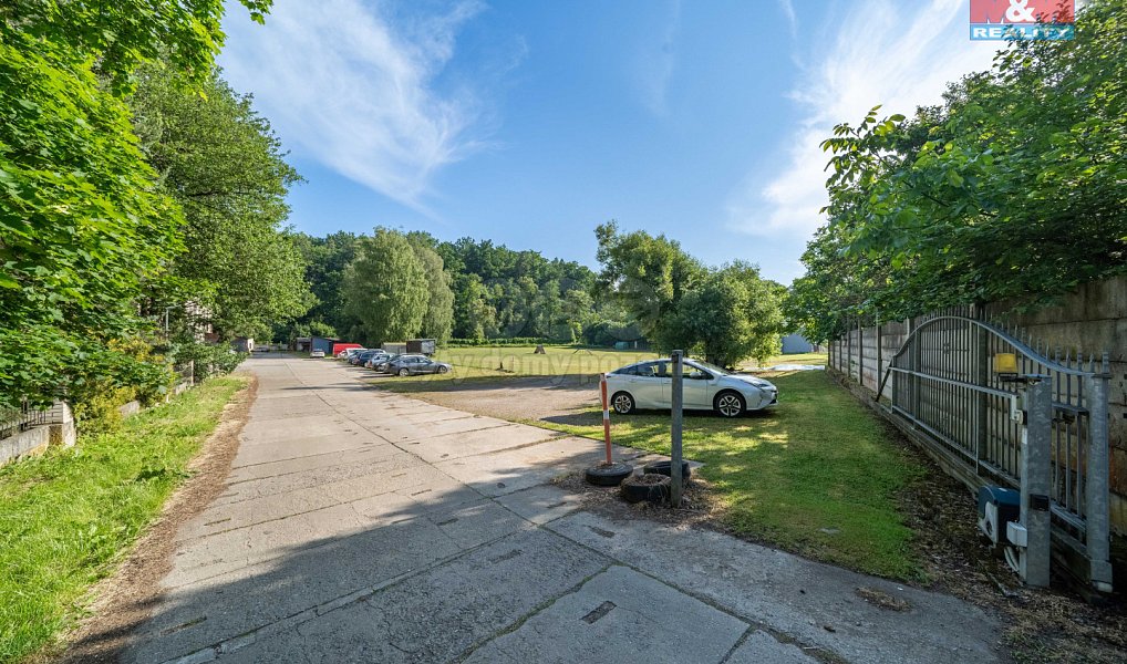 Pronájem komerčního pozemku 7 754 m², Rokycany – náhled fotky 3