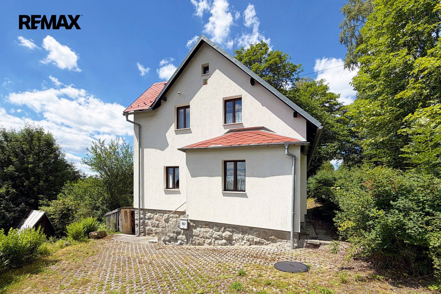 Prodej domu 100 m² s pozemkem 1 518 m²