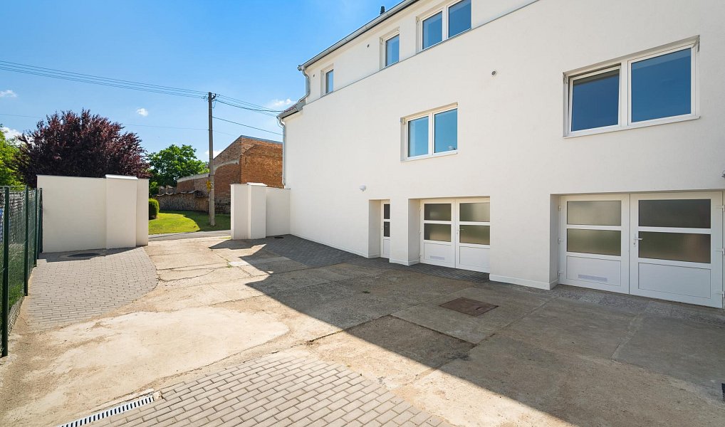 Prodej bytu 4+kk 206 m², Bučovice – náhled fotky 15