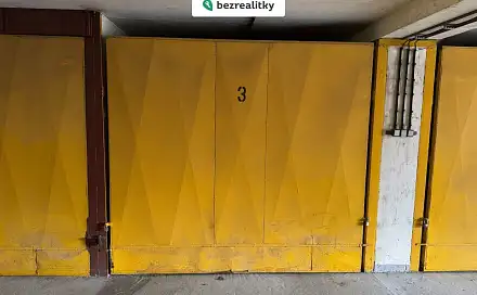 Prodej garáže 18 m2, Karlovarská, Praha 6 - Řepy