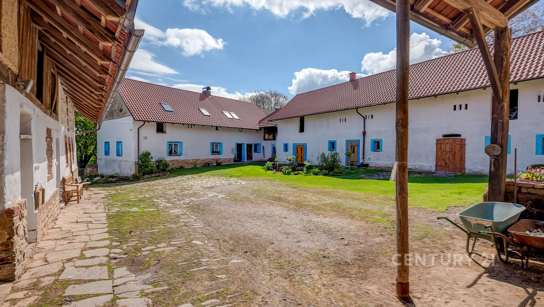 Prodej chaty/chalupy 105 m² s pozemkem 33 224 m²