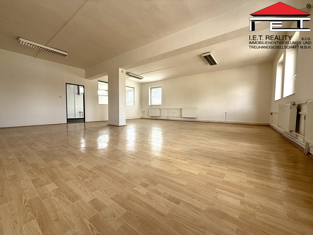 Pronájem výrobních prostor 565 m² — photo 3