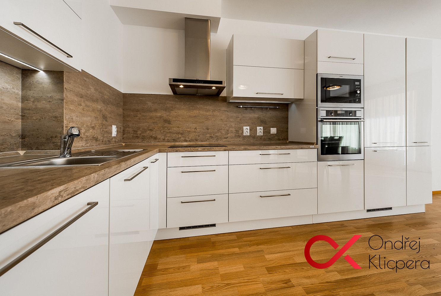 Pronájem bytu 3+kk 104 m² — photo 3