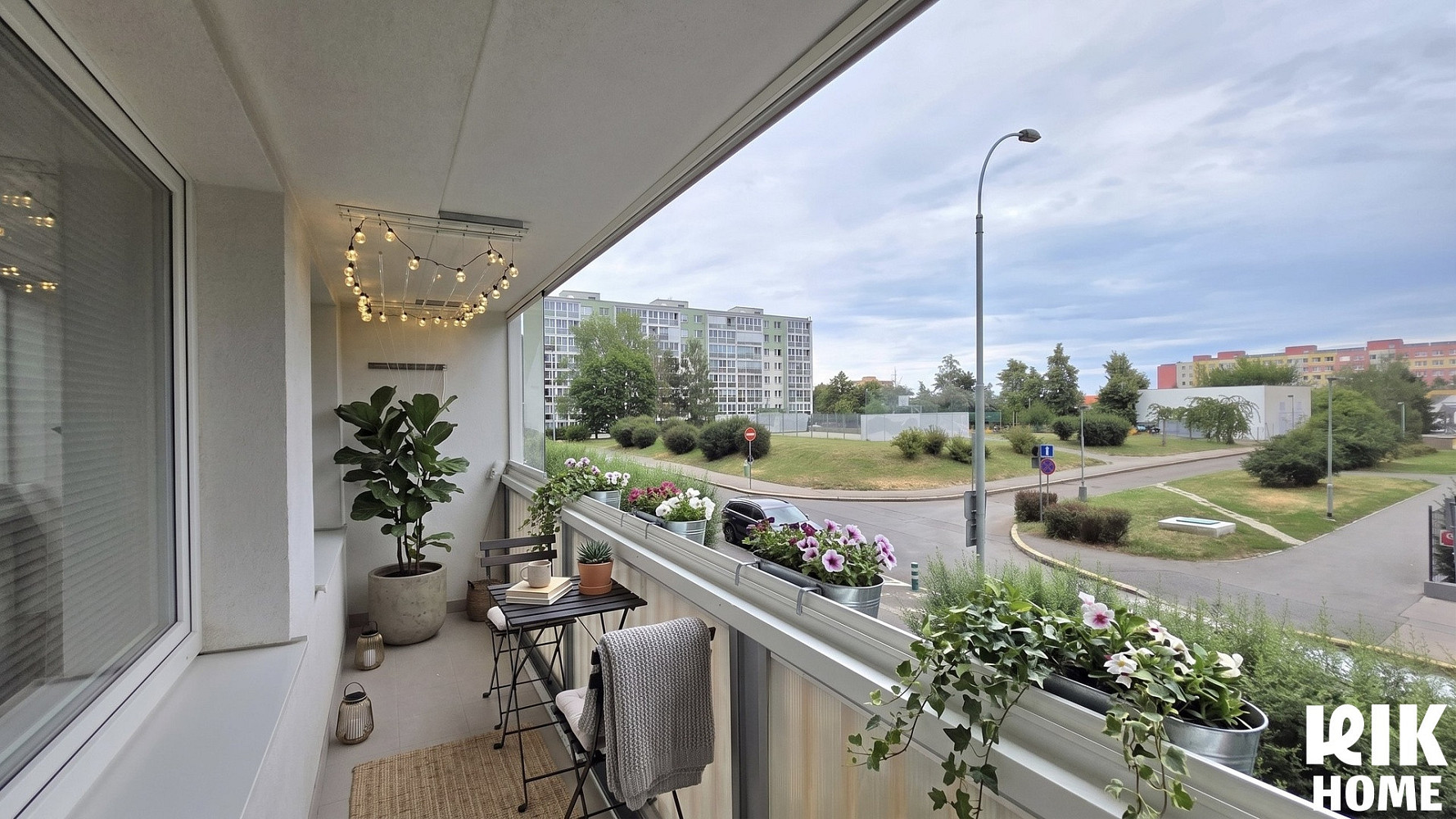 Pronájem bytu 4+kk 85 m² — photo 4