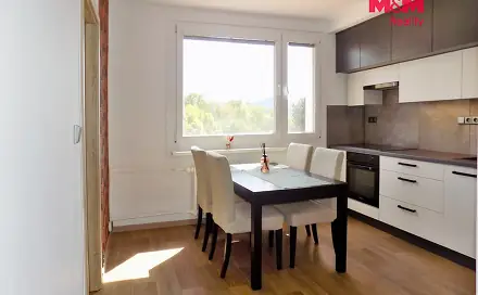 Prodej bytu 1+1 35 m², Peškova, Ústí nad Labem - Mojžíř