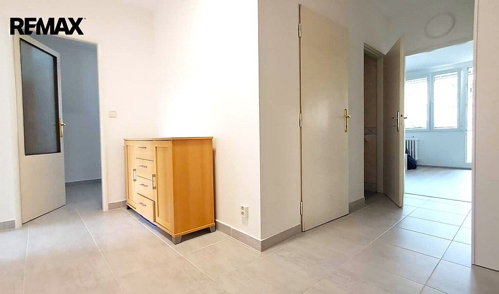 Pronájem bytu 3+1 76 m², Praha – náhled fotky 17
