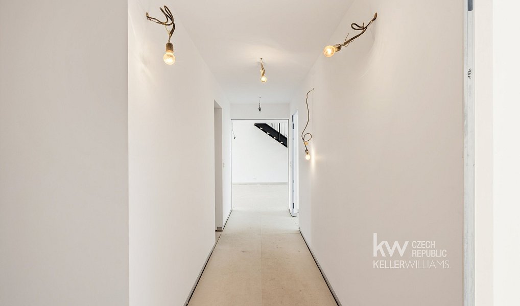 Prodej bytu 4+kk 165 m², Praha – náhled fotky 26