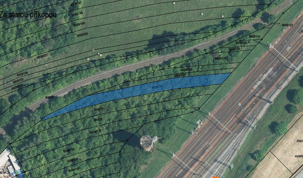 Prodej komerčního pozemku 622 m², Staré Město – fotka 1 z 3