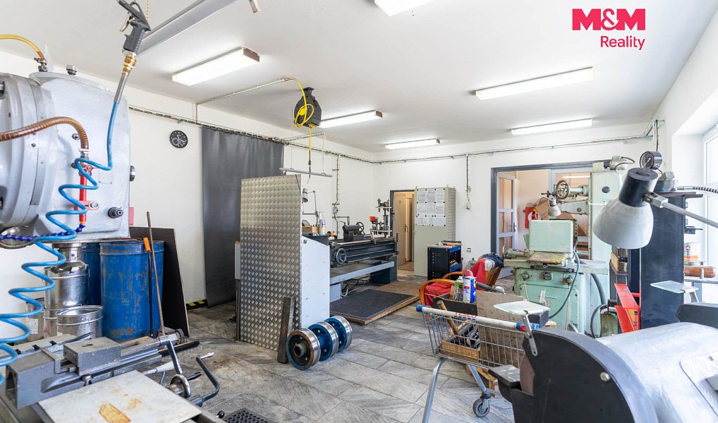 Prodej obchodních prostor 170 m², Roštín – náhled fotky 10