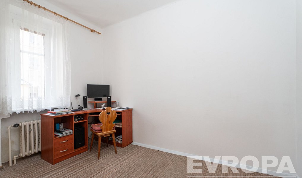 Prodej domu 270 m² s pozemkem 555 m², Trutnov – náhled fotky 9