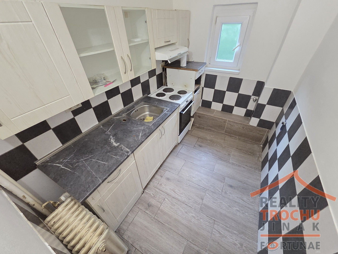 Prodej domu 230 m² s pozemkem 682 m² – fotografie 3
