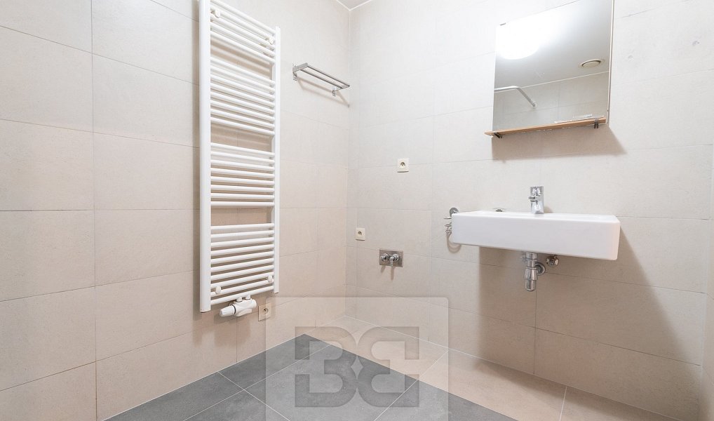 Pronájem bytu 2+kk 43 m², Praha – náhled fotky 10