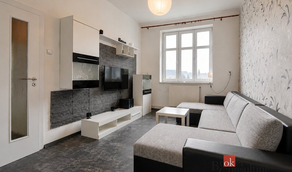 Prodej domu 290 m² s pozemkem 431 m², Hostinné – náhled fotky 16