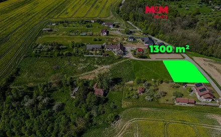 Prodej stavebního pozemku 1 300 m², Halenkovice, okres Zlín