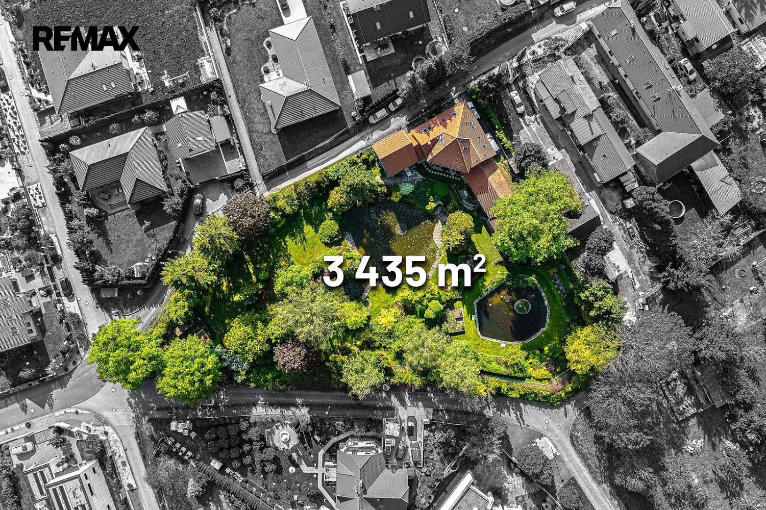 Prodej domu 277 m² s pozemkem 3 435 m² – pohled 2
