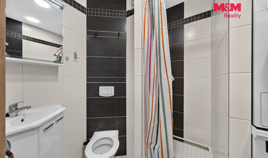Prodej bytu 1+kk 30 m², Třeboň – náhled fotky 2