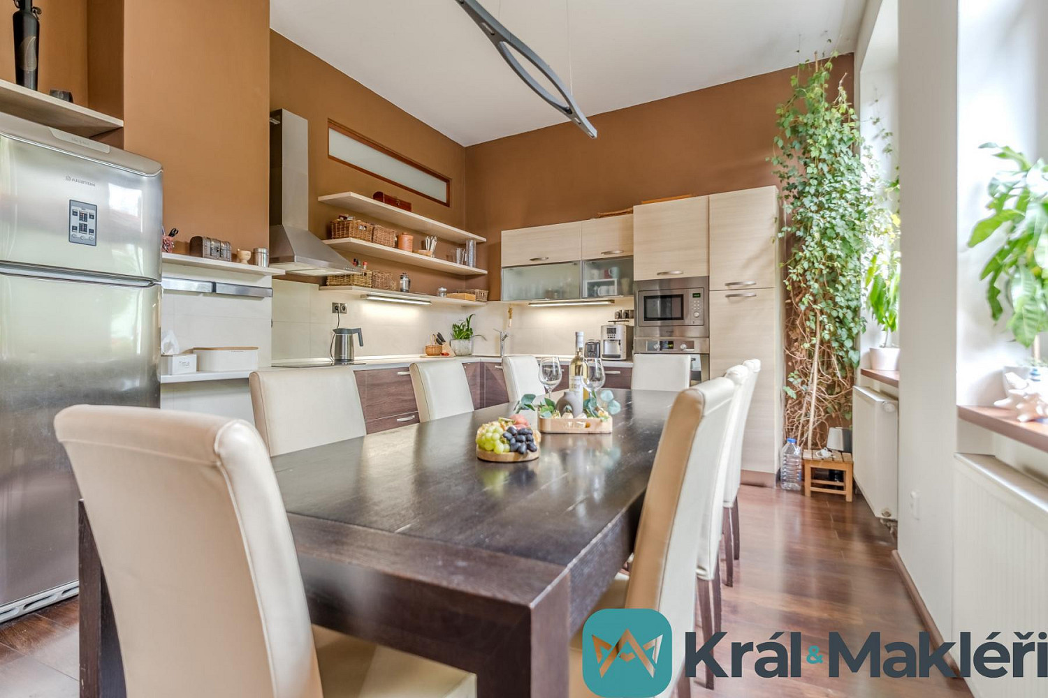 Prodej domu 242 m² s pozemkem 1 167 m² – fotografie 4