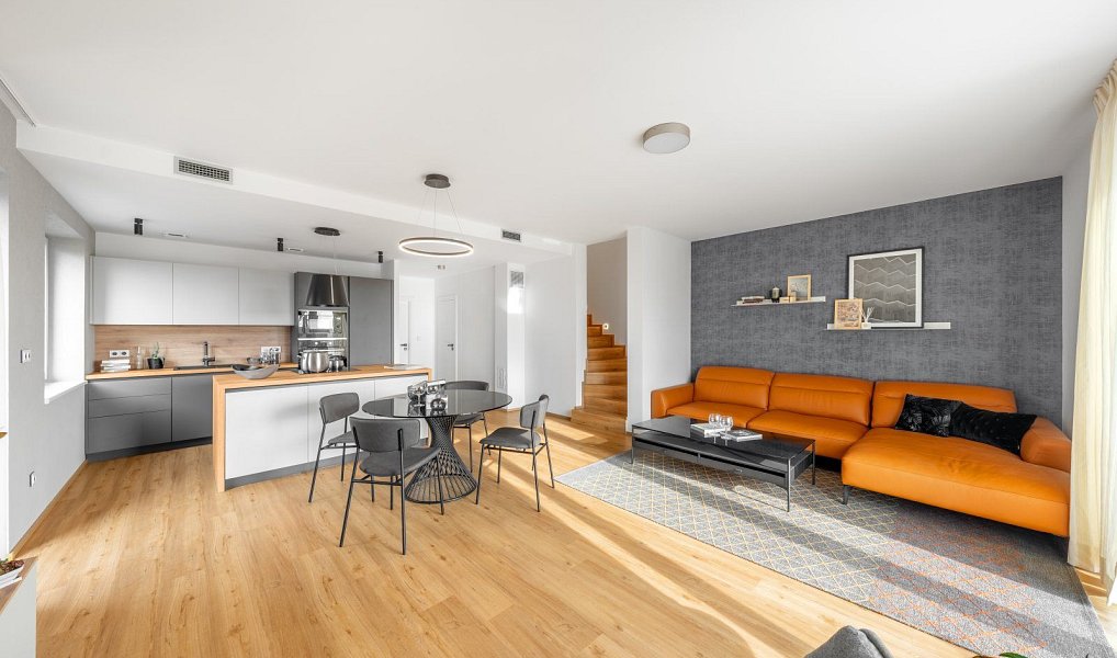 Prodej domu 128 m² s pozemkem 291 m², Tuřany – náhled fotky 2