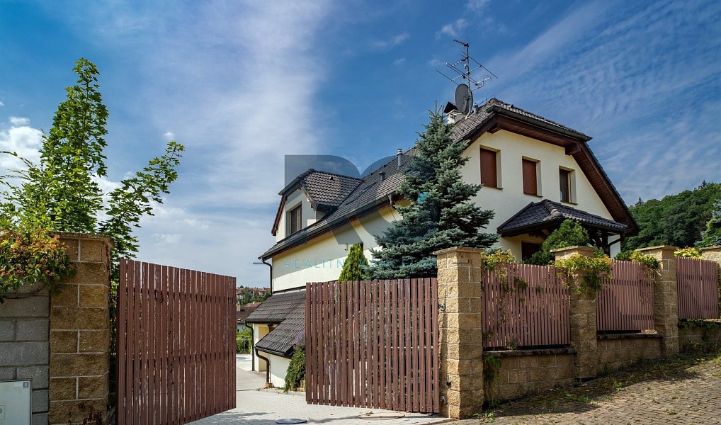 Prodej domu 226 m² s pozemkem 1 089 m², Písek – náhled fotky 4