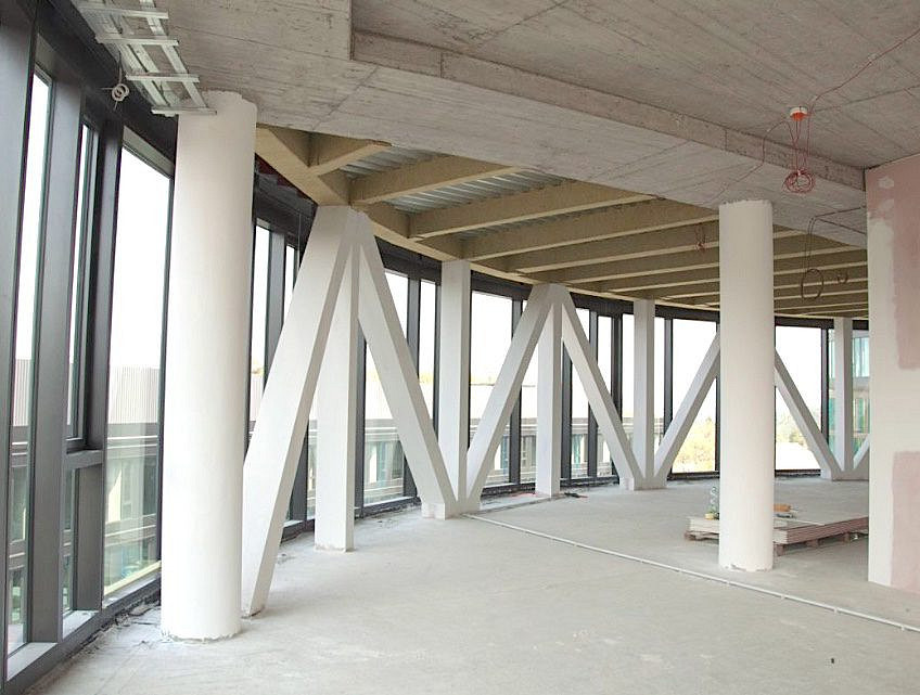 Pronájem kanceláře 612 m² – fotografie 5