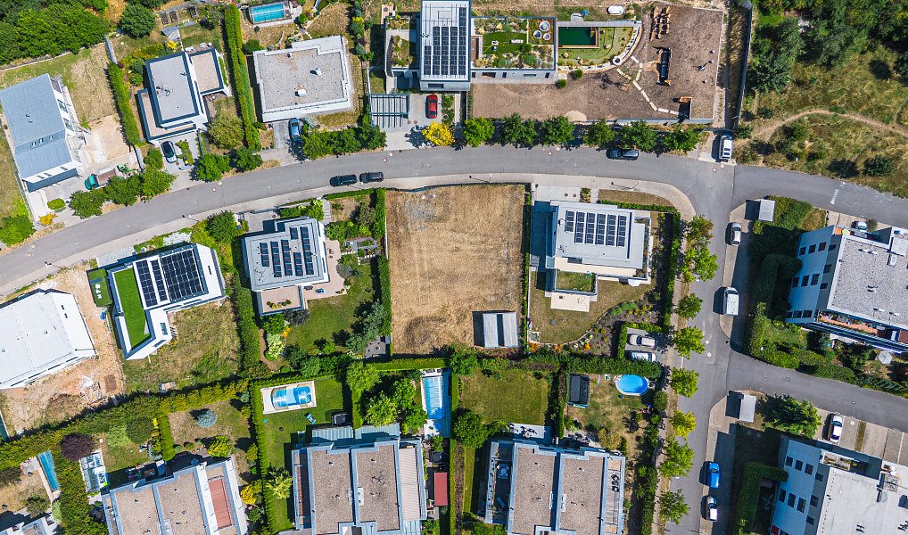 Prodej stavebního pozemku 826 m², Roztoky – náhled fotky 12