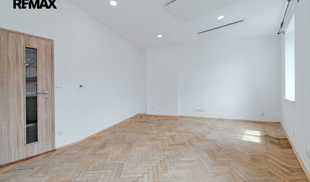 Prodej bytu 2+1 50 m², Aš – náhled fotky 4