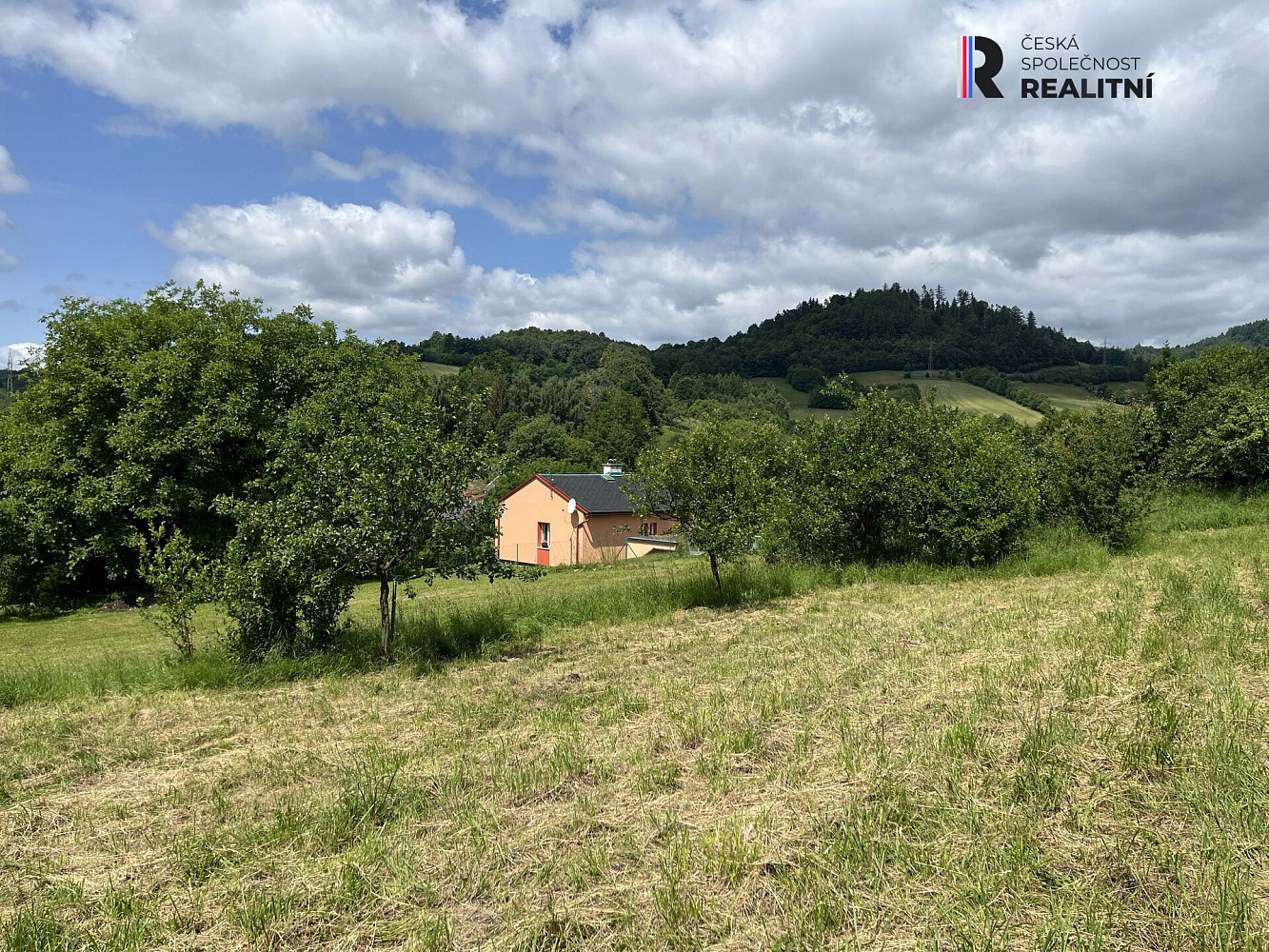 Prodej stavebního pozemku 1 408 m² – fotografie 4