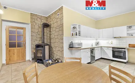 Prodej domu 1 028 m² s pozemkem 5 779 m², Česká Kamenice - Kerhartice, okres Děčín