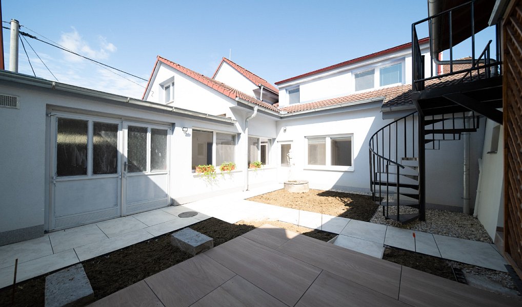 Pronájem domu 175 m² s pozemkem 483 m², Uherské Hradiště – náhled fotky 7