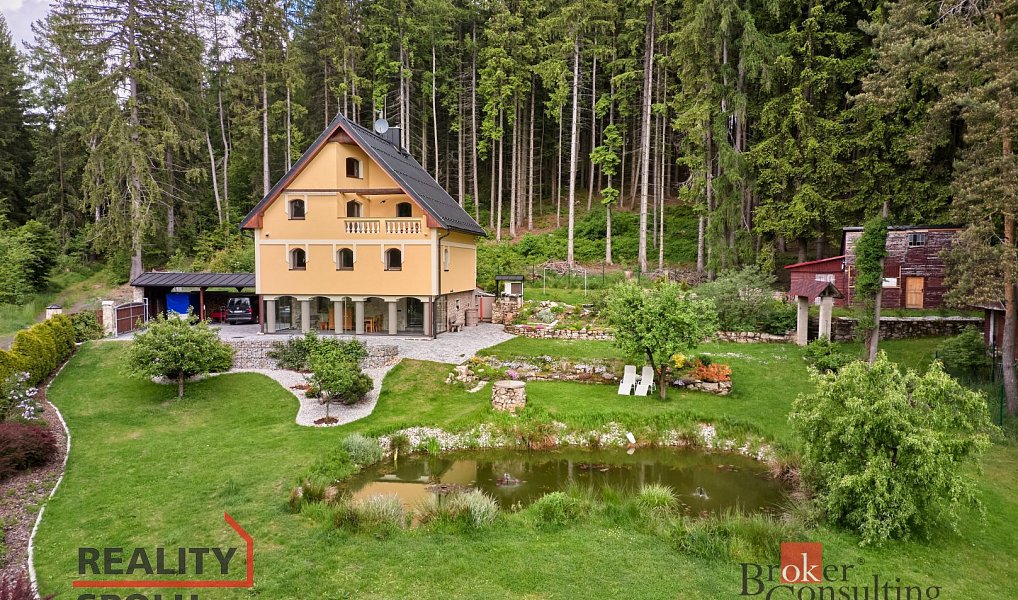 Prodej domu 231 m² s pozemkem 2 229 m², Nejdek – náhled fotky 2