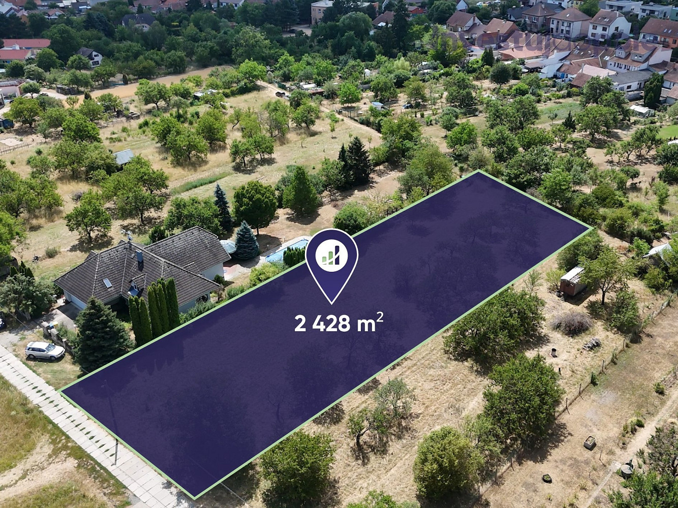 Prodej stavebního pozemku 2 428 m²
