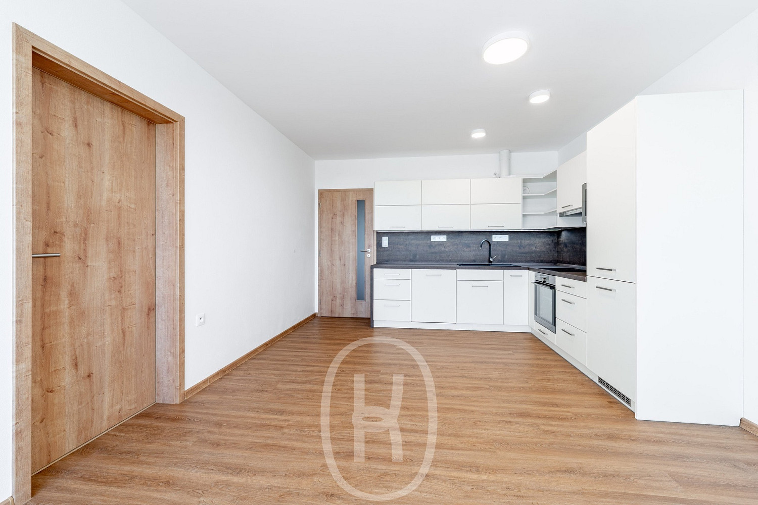 Pronájem bytu 3+kk 71 m² – fotografie 2