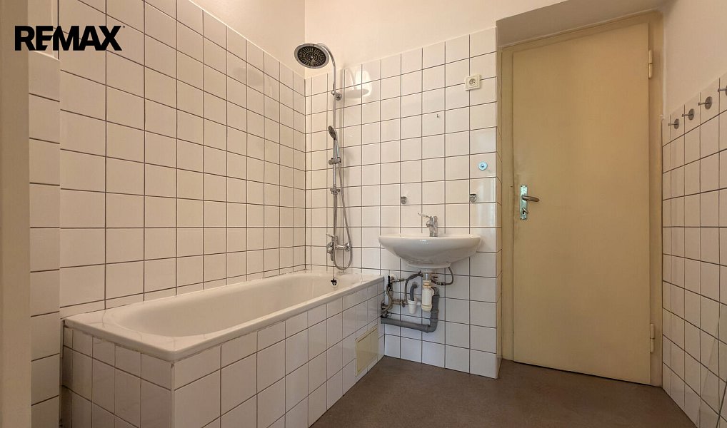 Pronájem bytu 3+kk 78 m², Hradec Králové – náhled fotky 18