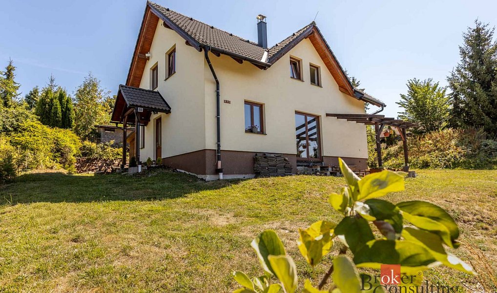 Prodej domu 200 m² s pozemkem 926 m², Nové Město na Moravě – náhled fotky 28