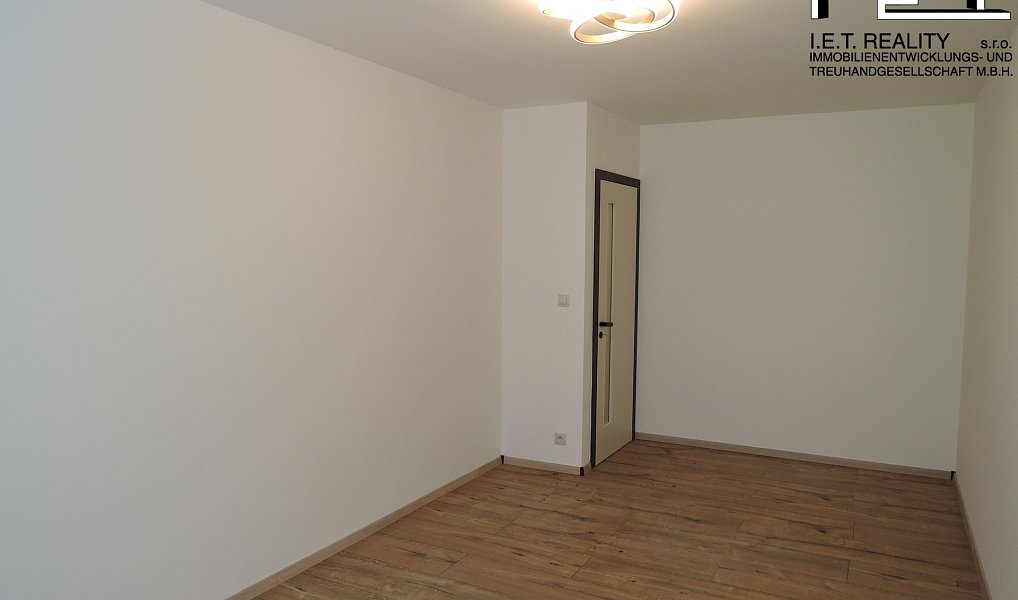 Pronájem bytu 3+kk 82 m², Praha – náhled fotky 8