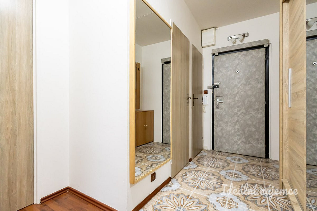 Pronájem bytu 2+kk 45 m² – fotografie 4