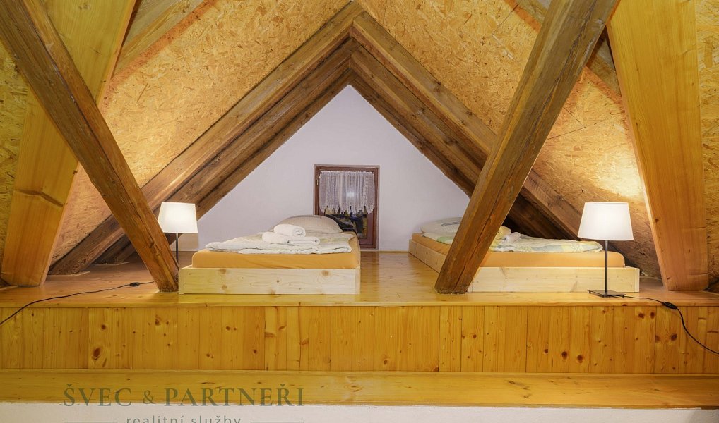 Prodej ubytovacího objektu 2 041 m², Rodvínov – náhled fotky 31