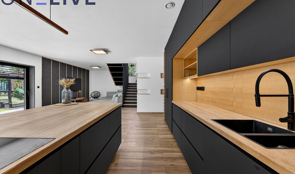 Prodej domu 164 m² s pozemkem 1 772 m², Plzeň – náhled fotky 8