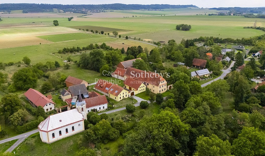 Prodej domu 350 m² s pozemkem 7 500 m², Lozice – náhled fotky 25