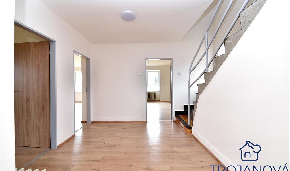 Pronájem domu 250 m² s pozemkem 390 m², Benešov – náhled fotky 15