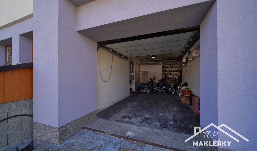 Prodej domu 186 m² s pozemkem 568 m², Zásmuky – náhled fotky 35