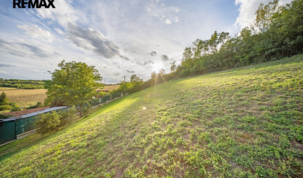 Prodej stavebního pozemku 650 m², Vonoklasy – náhled fotky 8