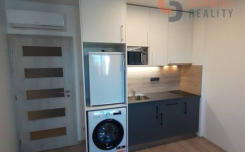 Pronájem bytu 1+kk 25 m², Břetislavova, Břeclav