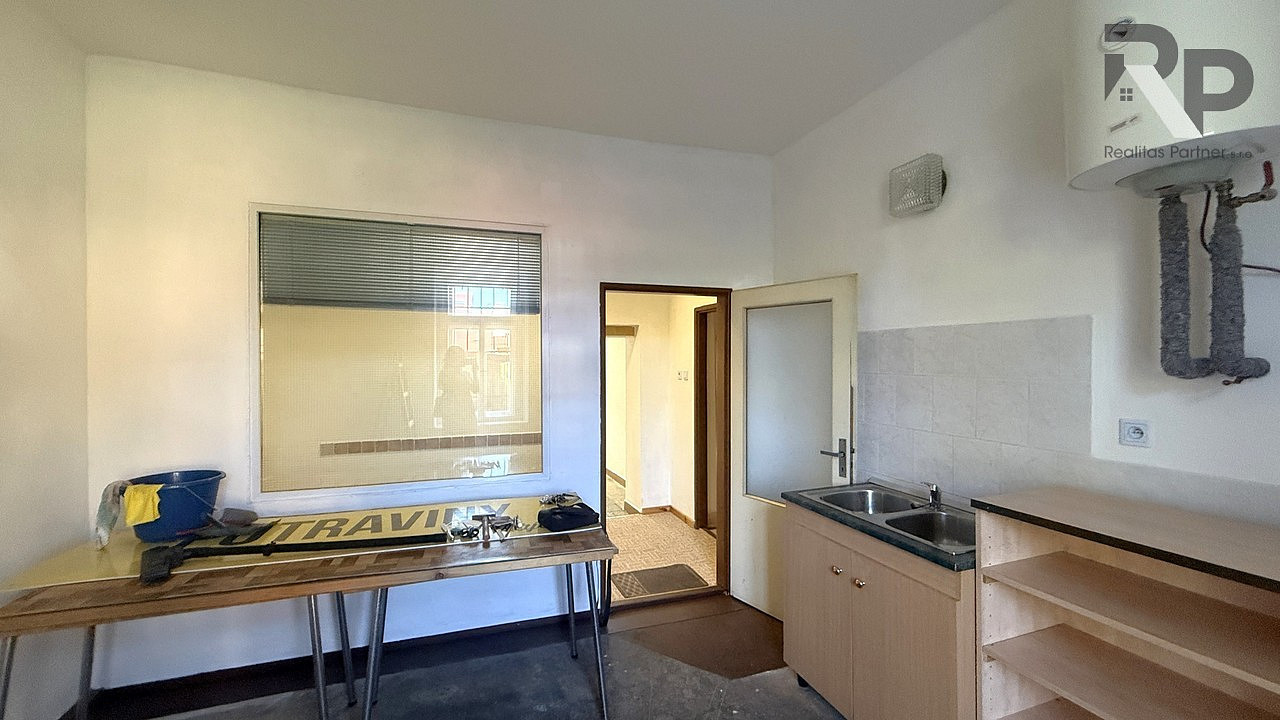Pronájem obchodních prostor 53 m² — photo 5